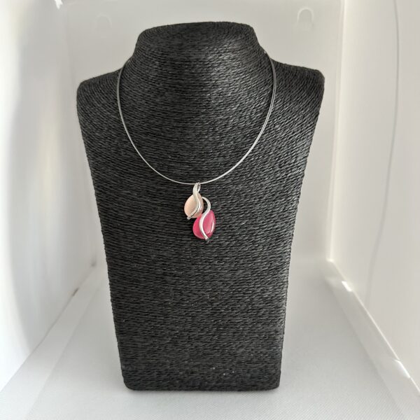 collier pierre en fibre de verre polie