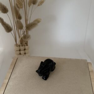 Éléphant en obsidienne noir